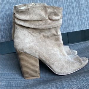 Open toe gray suede booties